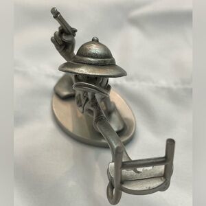 Vintage Disney Donald Duck lion tamer Hudson fine pewter figurine